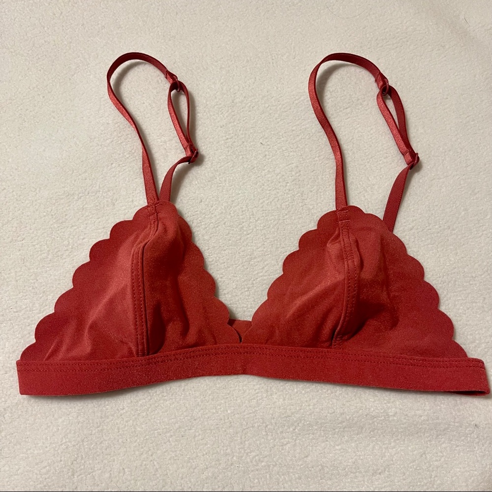 Unlined deep red / pink bralette with scalloping